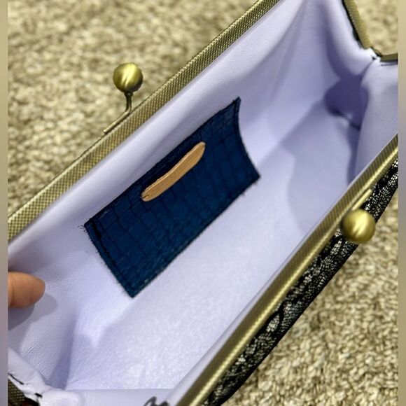 Handsewn Genuine Leather Floral Print Kisslock Clutch/Shoulder Bag/Evening Bag - Picture 14 of 14